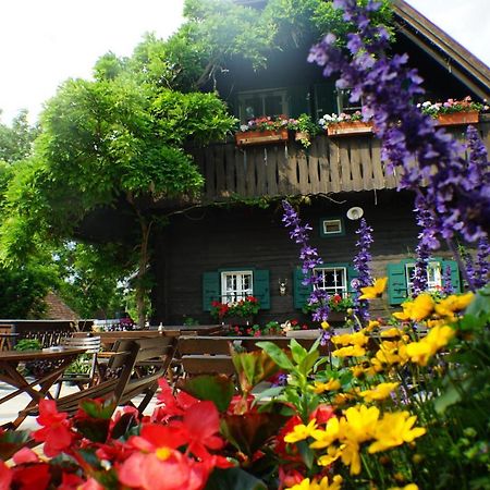 Weingut Buschenschank Schneiderannerl Gleinstatten Экстерьер фото
